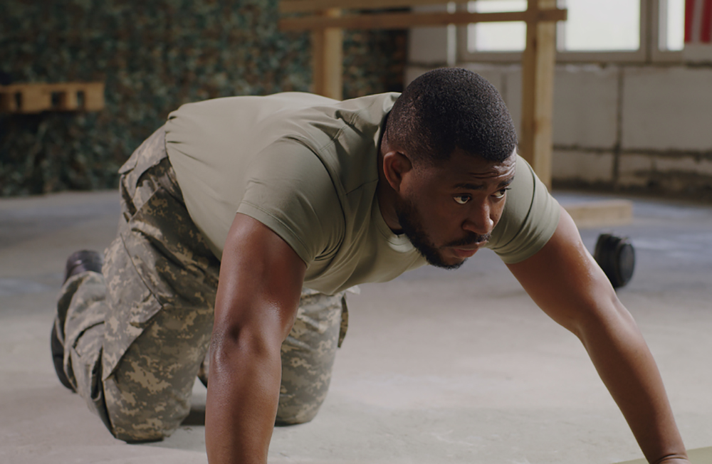 Are men allowed to do girl pushups in the military