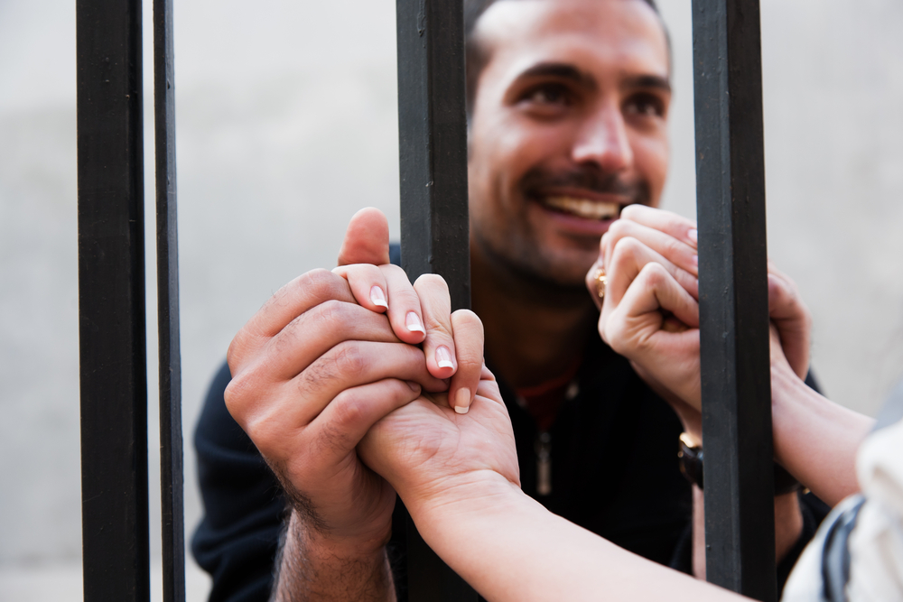 What are some benefits of getting married in a jail