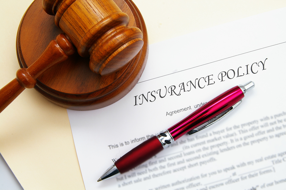 Can couples in common-law marriages in South Carolina be on the same insurance policy